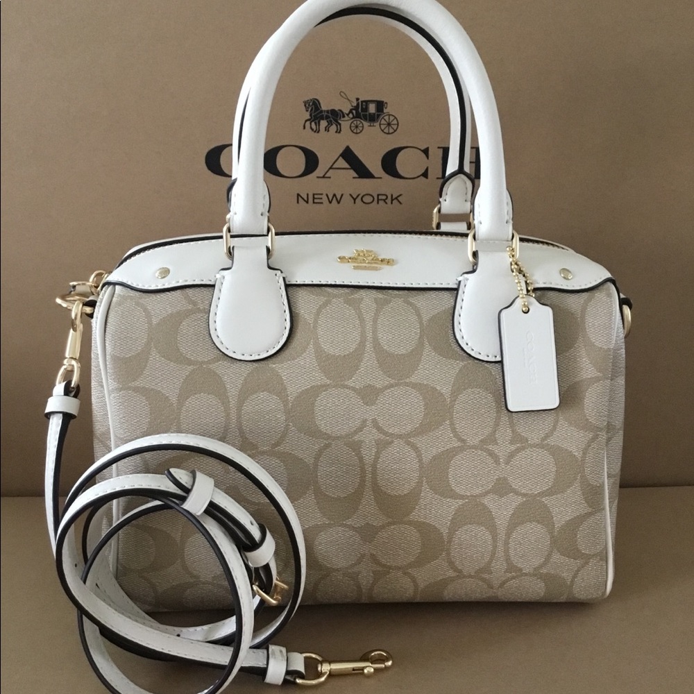🌹Coach Mini Bennett Satchel In Signature NWT. - Picture 1 of 8
